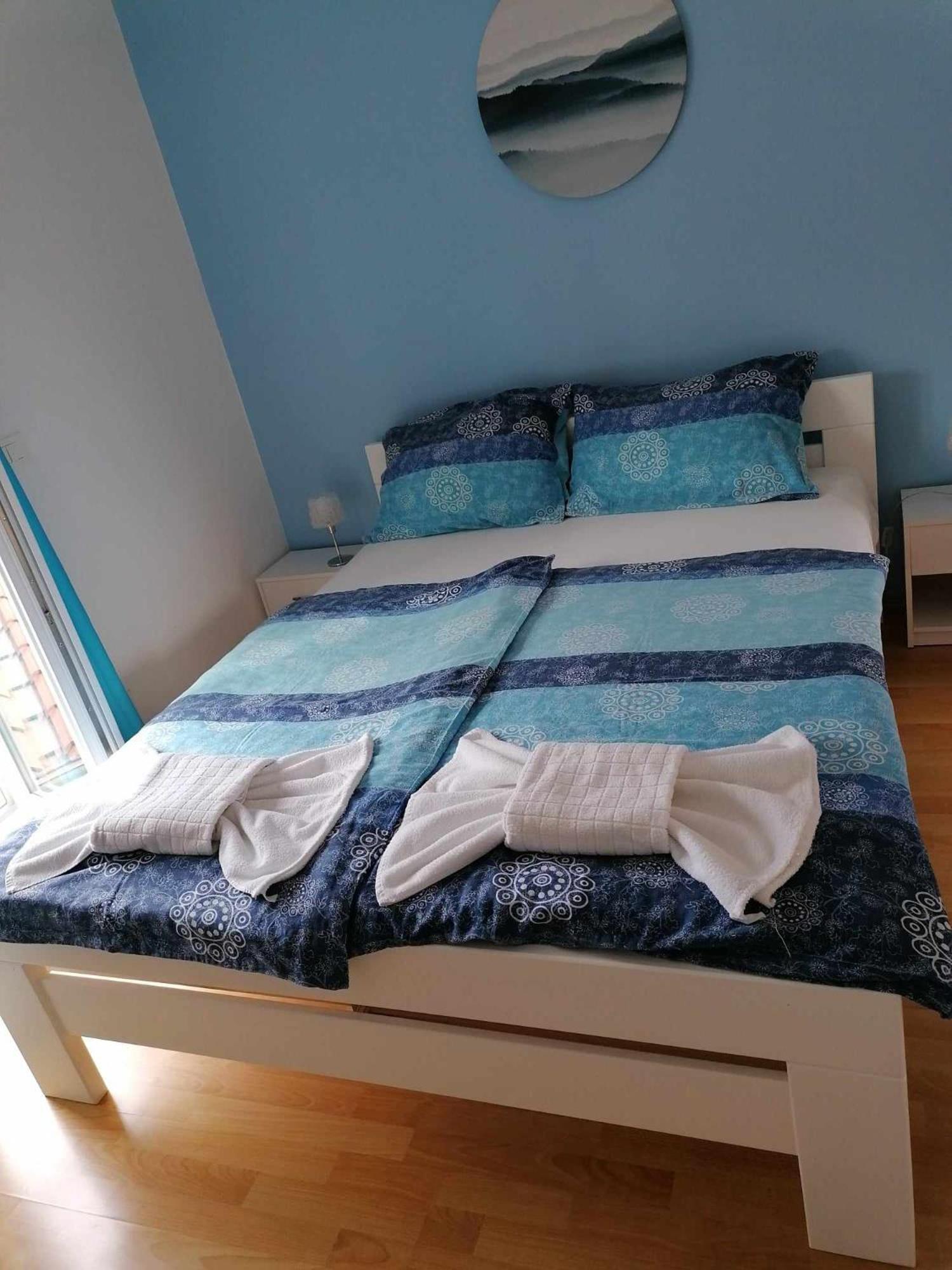 Apartment & Rooms Lilis 이졸라 외부 사진